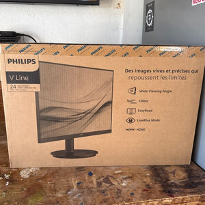 Philips V Line 24" LCD Monitor Black One Size